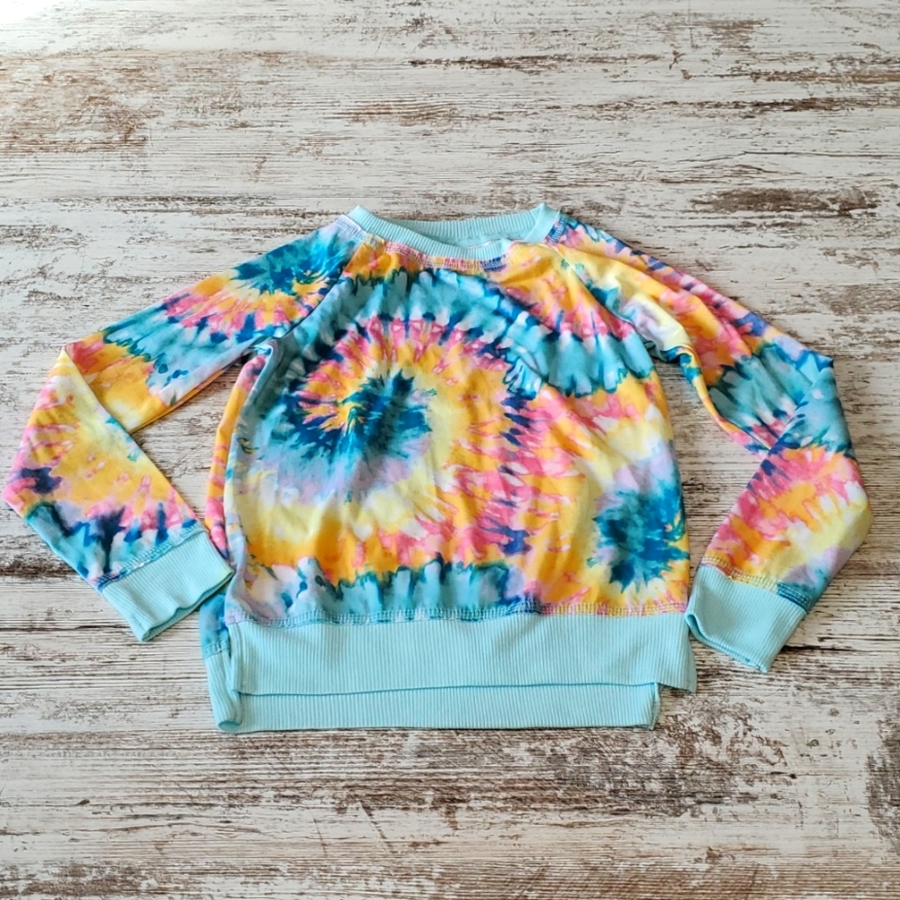 Girls More than Magic Pajama top size 6/6x